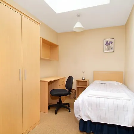Ballyraine Self Catering *